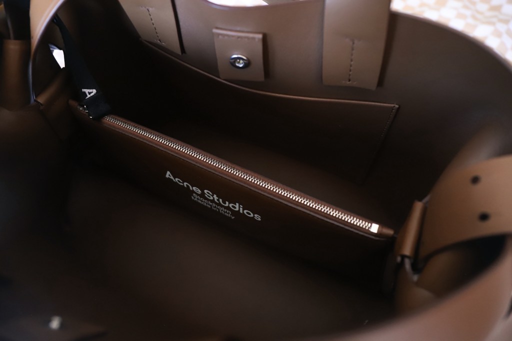 Acne Studios Musubi Tote - Camel Brown - Interior - Close up
